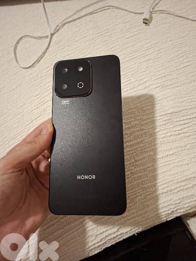 Honor X7c 256GB 8+ gbram matte black barely used (1 month)