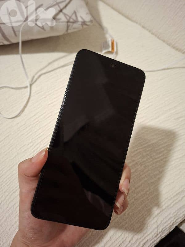 Honor X7c 256GB 8+ gbram matte black barely used (1 month) 1