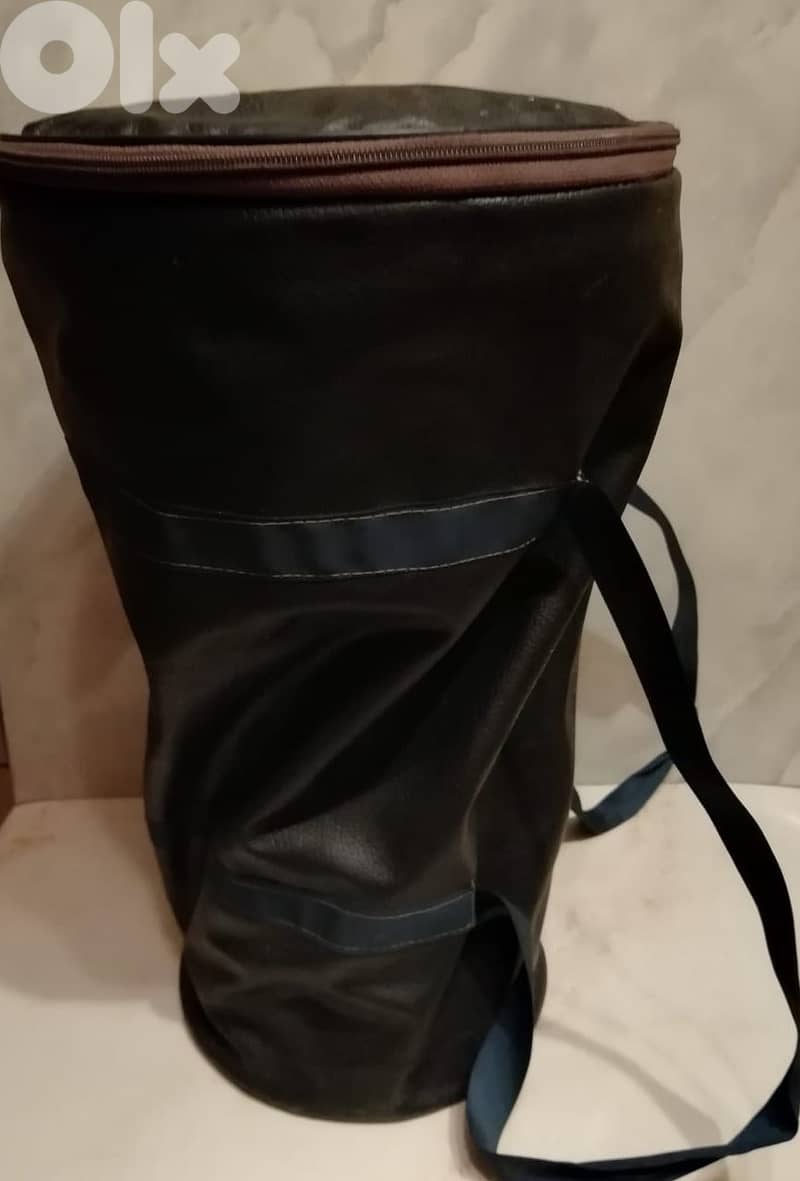 طبله  40 سم ملبسه جلد  مع شنطه جلد (دربكه) ماركة aliskandaria 5