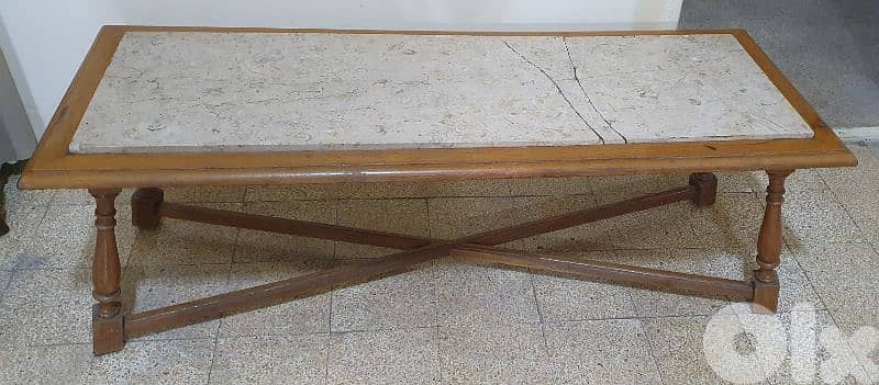 طاولة  قديم   ٣٠  دولار    بيروت    ٠٣٧٢٣٨٩٥ 2