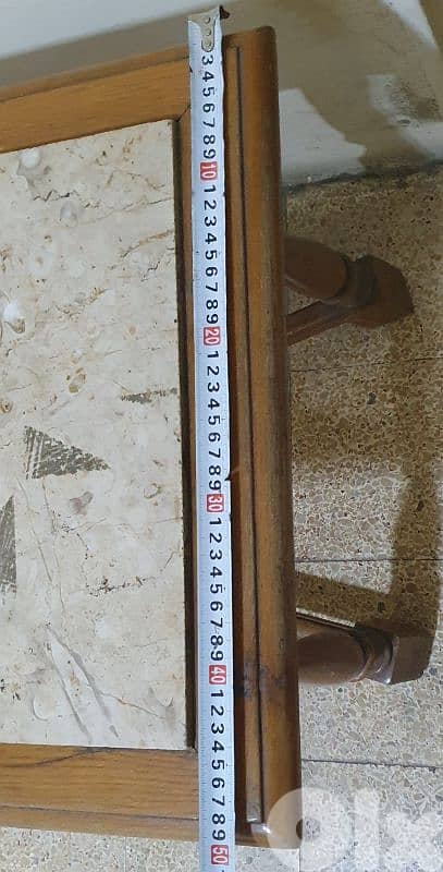 طاولة  قديم   ٣٠  دولار    بيروت    ٠٣٧٢٣٨٩٥ 9