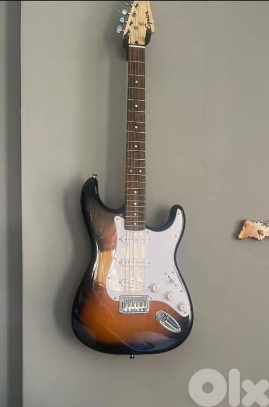 Guitar squier by fender 0