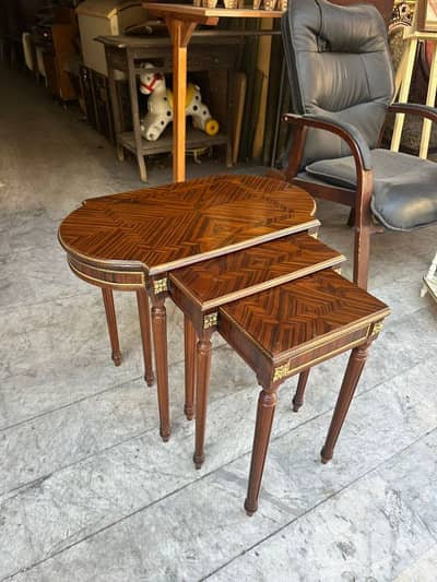 frensh table gigon set 3 table طقم طاولات فرنسي ٣ قطع خشب جوز