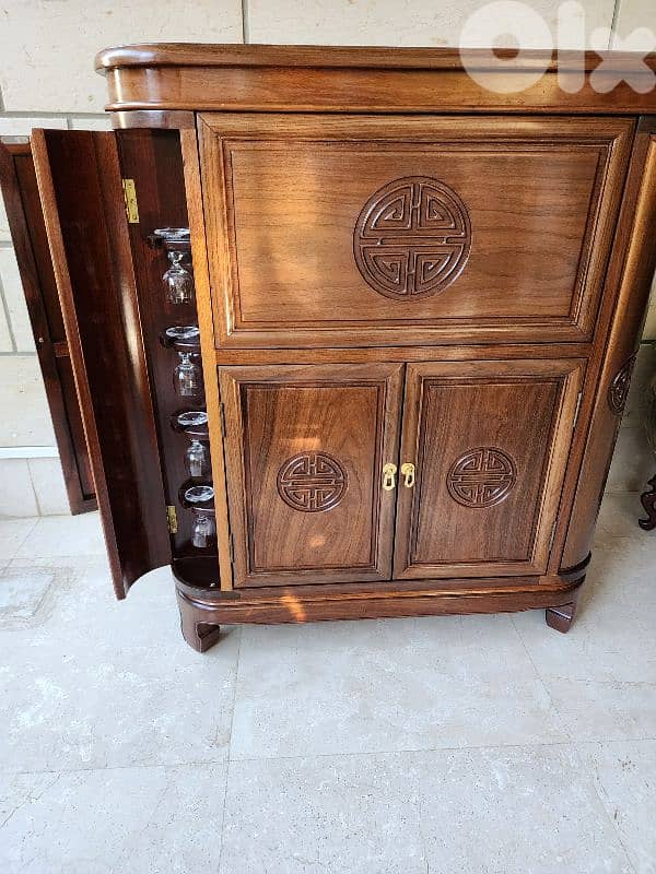 bar cabinet 0