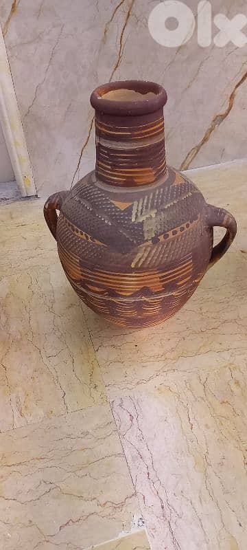 جرات فخار قديمه عدد اربعه 0