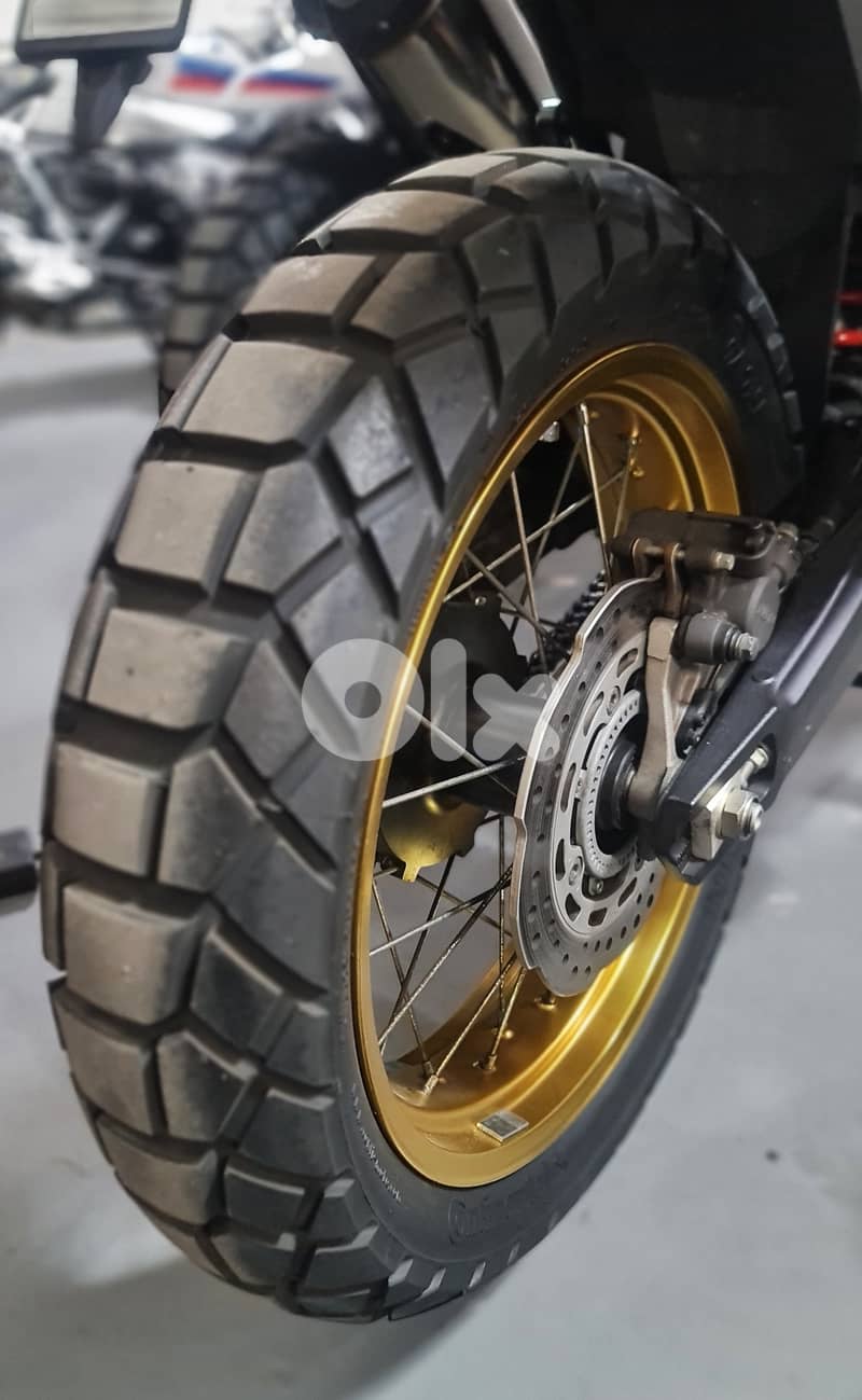 2017 Barely Driven Honda CRF1000 Africa Twin Loaded with accessories 7