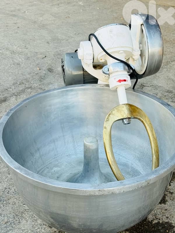 عجانات صناعة سوريا جميع المقاسات. زند نحاس ويوجد المنيوم 0