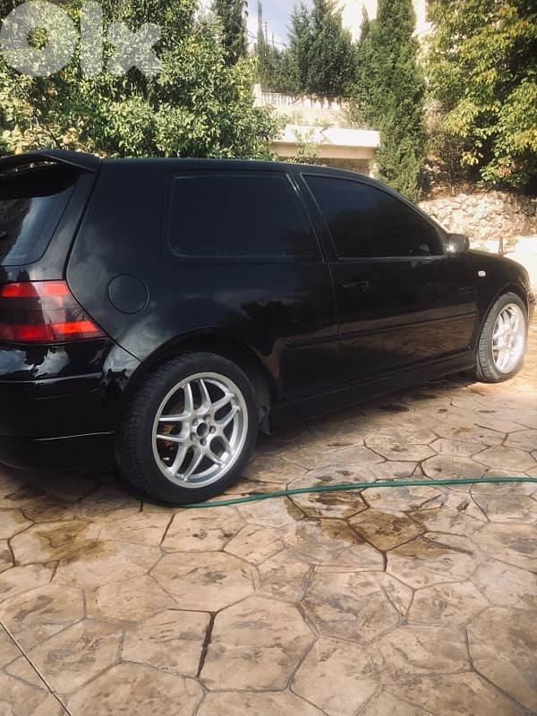 Volkswagen Golf 2003 0