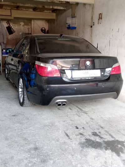 BMW 5-Series 2005