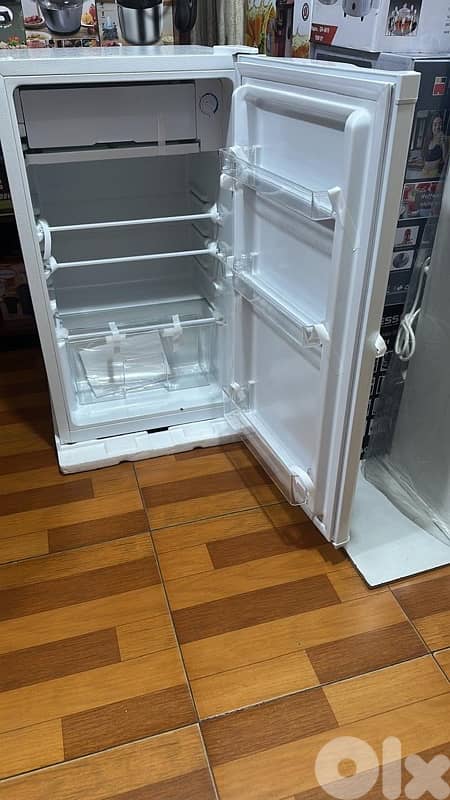 Refrigerator Super Techno 5ft Inverter براد مكتب جنرال الأصلي 1