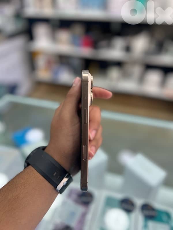 iphon 16 pro 1tera 0