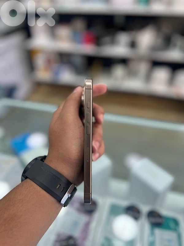 iphon 16 pro 1tera 2