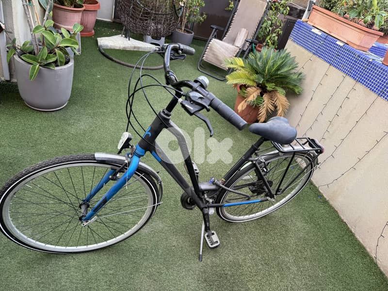 Almost new Shimano bike 1