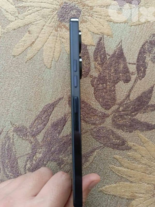 تلفون للبيع 4