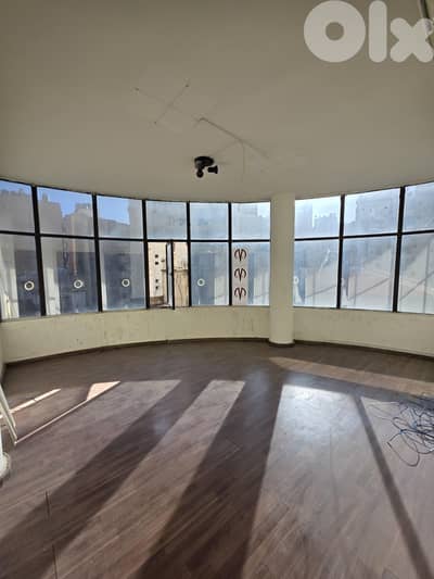 مكتب للبيع بموقع حيوي الطيونة-Office Premium Location for Sale Tayoune