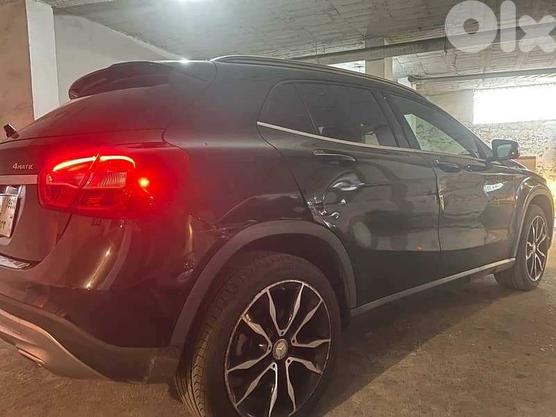 Mercedes-Benz GLA-Class 2017 0