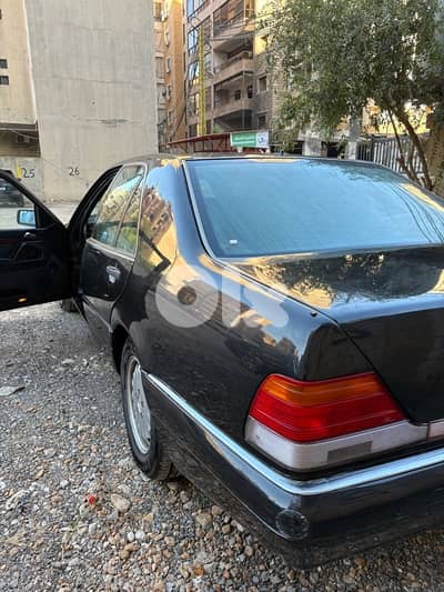 Mercedes-Benz S-Class 1995