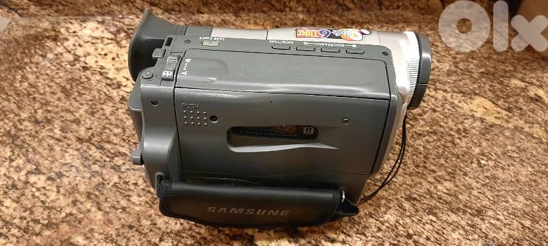 Samsung 8mm VP-M50 Video Camera 2