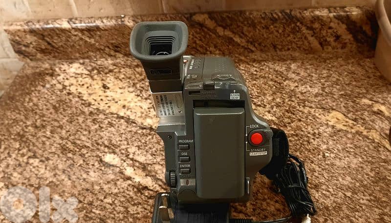 Samsung 8mm VP-M50 Video Camera 6