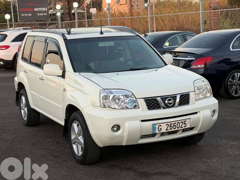 نيسان إكس تريل 2005 0