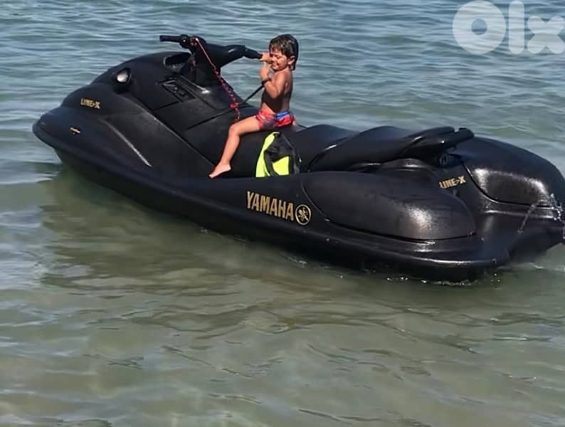 SUV jetski. 0