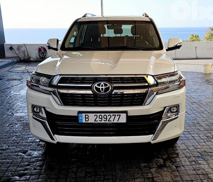 Toyota Land Cruiser 2021 0
