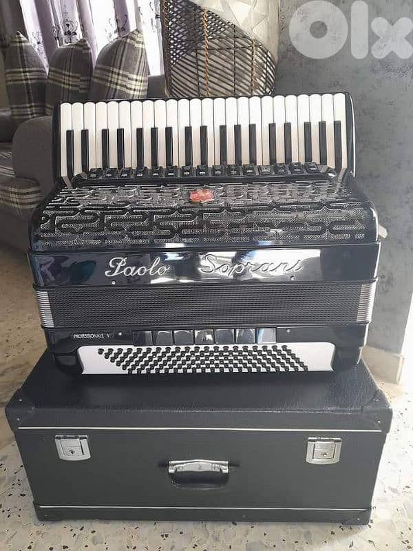 اكورديون باولو سوبراني بروفيسيونال v شرقي بعدو بالنيلون 5