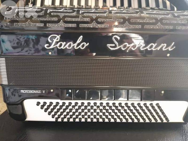 اكورديون باولو سوبراني بروفيسيونال v شرقي بعدو بالنيلون 6