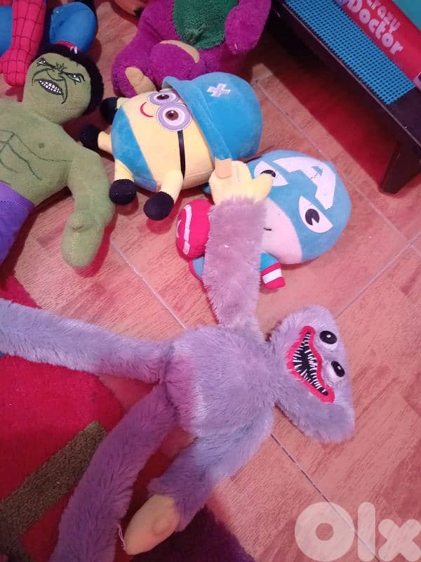 ألعاب الاطفال كلو شبه جديدة 2