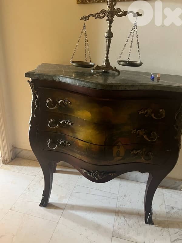 home decor and antiques 2