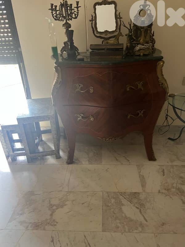 home decor and antiques 3