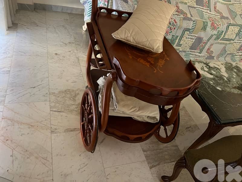 home decor and antiques 9