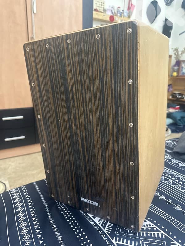 Cajon 1
