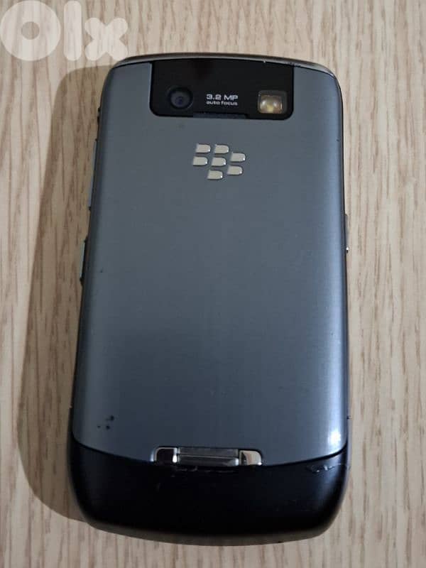 Blackberry curve 8900 2