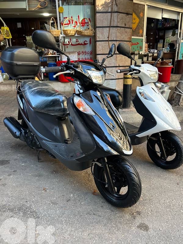 Suzuki Adress V 125 Japanese 0