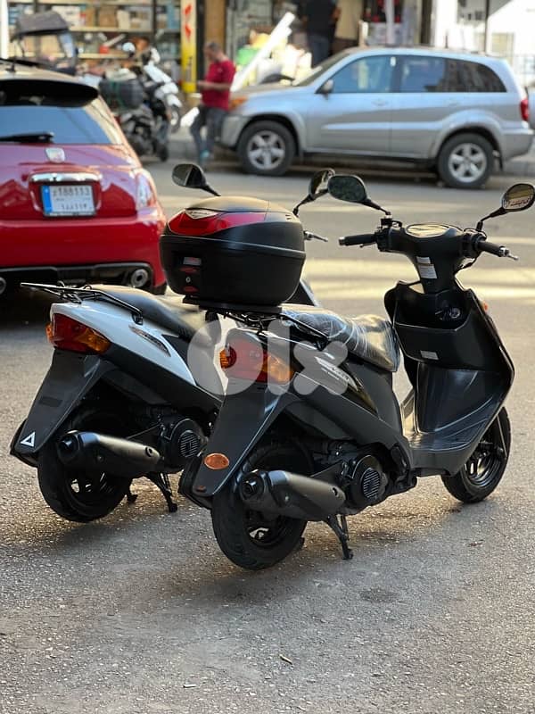 Suzuki Adress V 125 Japanese 6