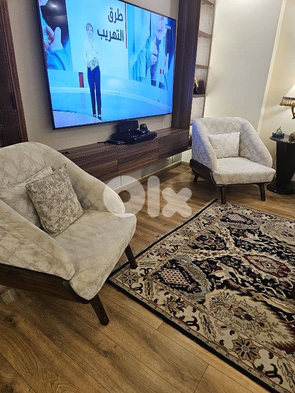 صالونات للبيع 7