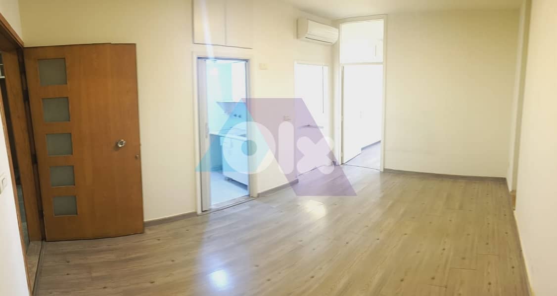 55m2 office+3 room+AC 4rent in Hazmieh - مكتب للإيجار في الحازمية 0