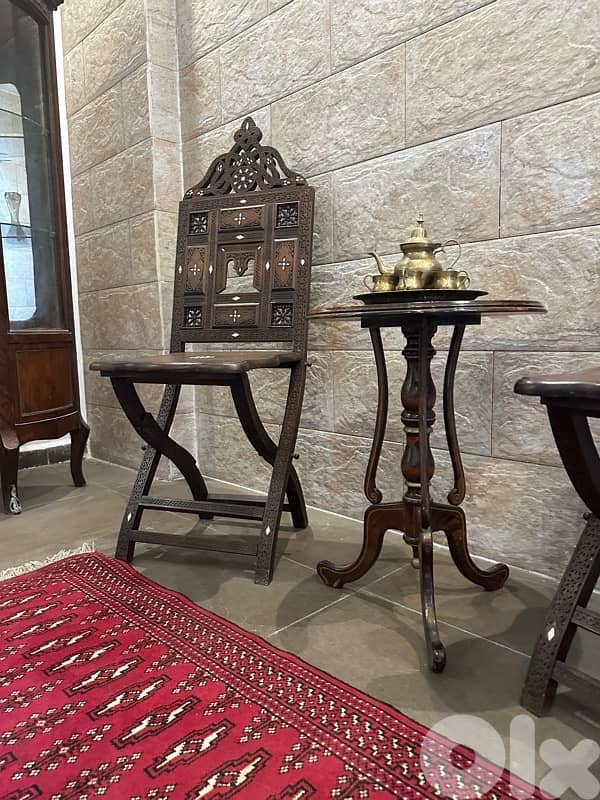 كرستين انتيك خشب جوز 0