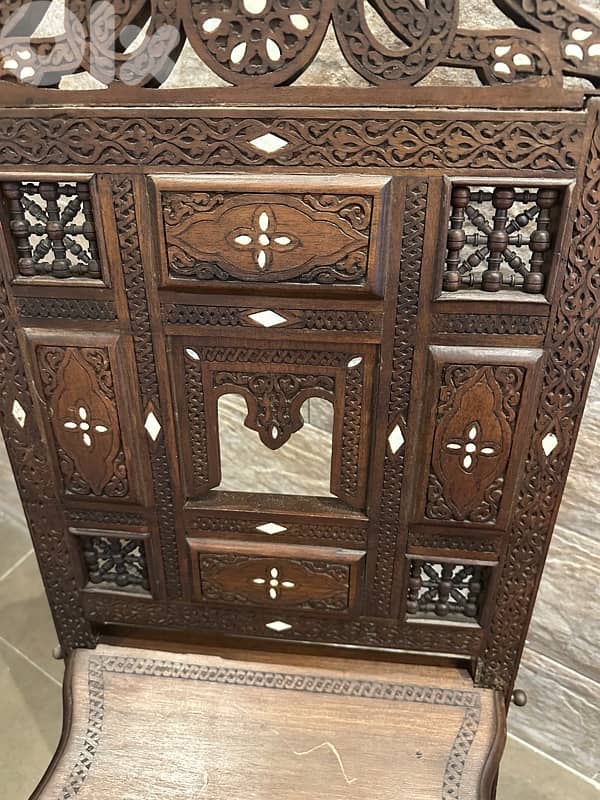 كرستين انتيك خشب جوز 1