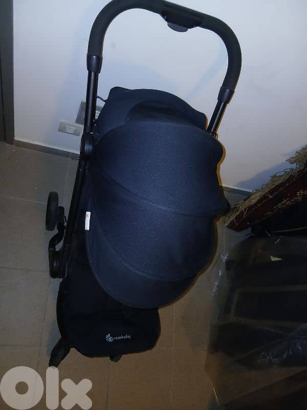 stroller ergobaby black color,foldable 1