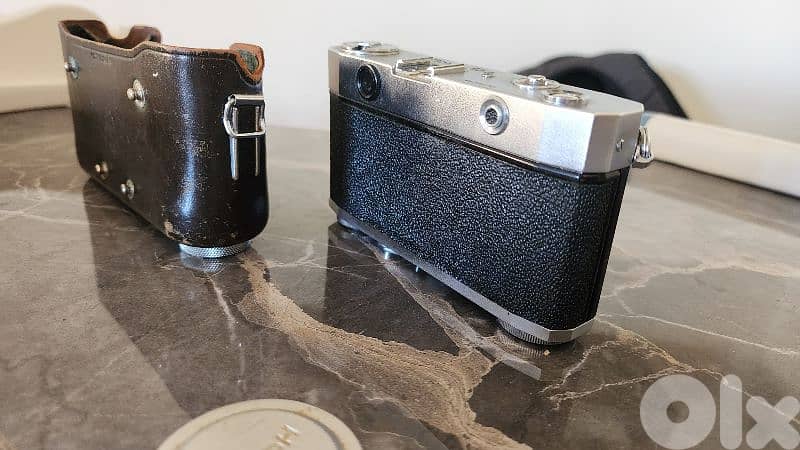 ricoh camera with flasher 1