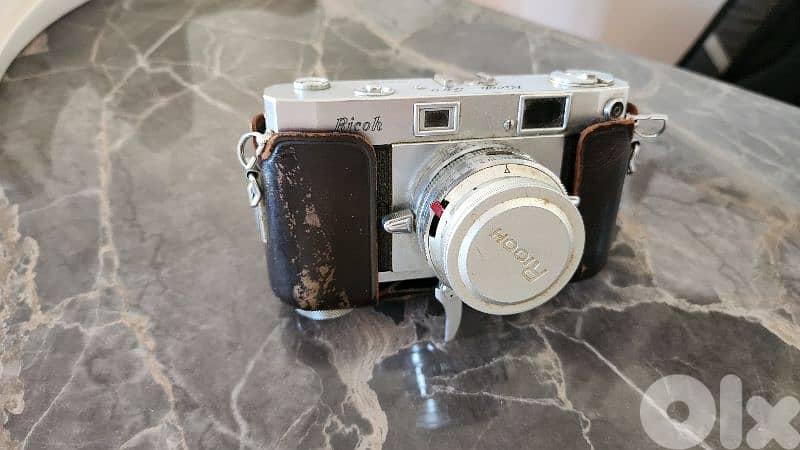 ricoh camera with flasher 6