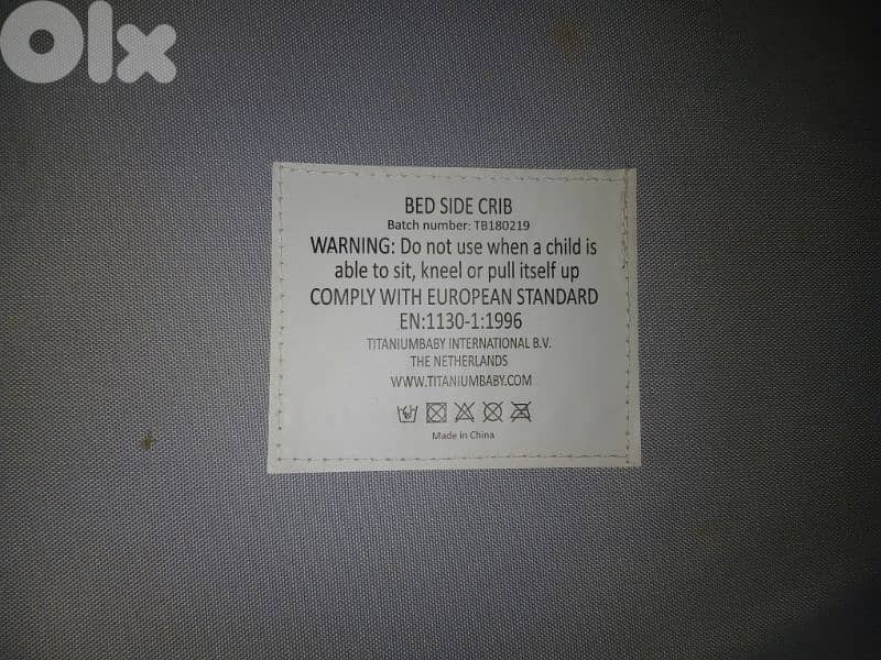 baby crib adjustable, very good condition 1