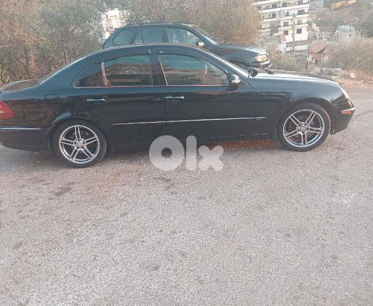 Mercedes-Benz E-Class 2005 0