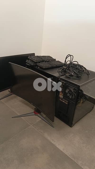 gaming pcs 3 items left with full gear and screen HOT PRICE