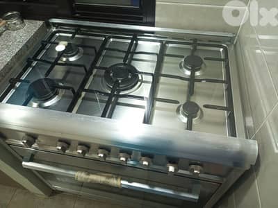 غاز خمس عيون و فرن 90 سم Campomatic silver