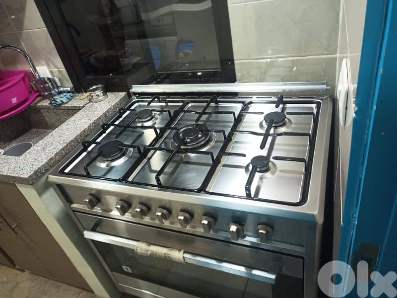 غاز خمس عيون و فرن 90 سم Campomatic silver 3