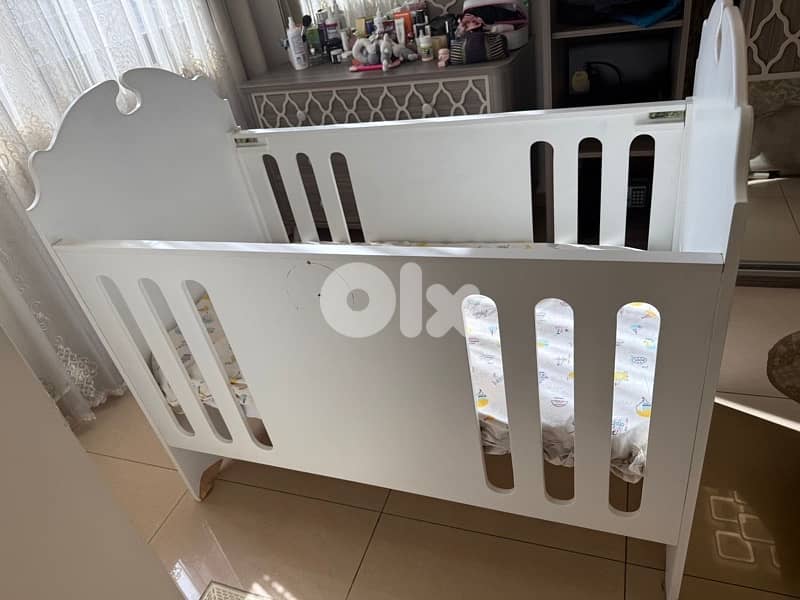 Baby Bed with Mattress 4