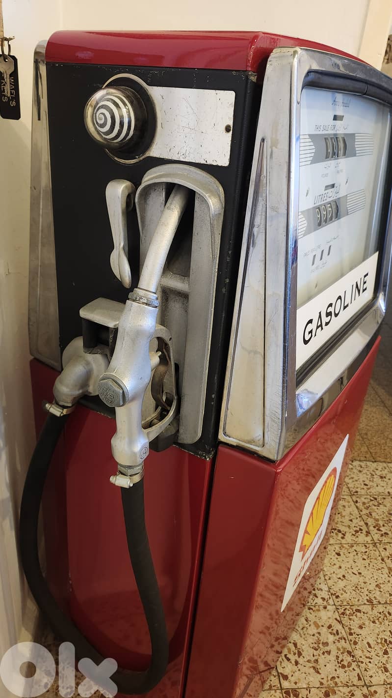 1960s Gas Pump 0